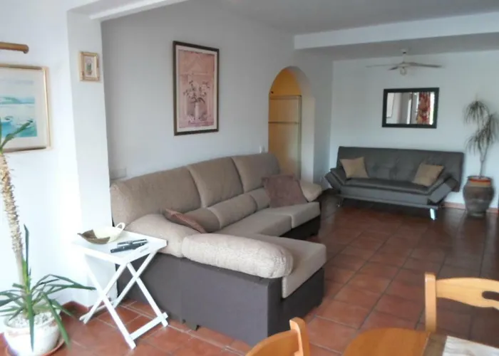 Lovely Cottageaurora With Wi-fi And Private-pool コラレホ